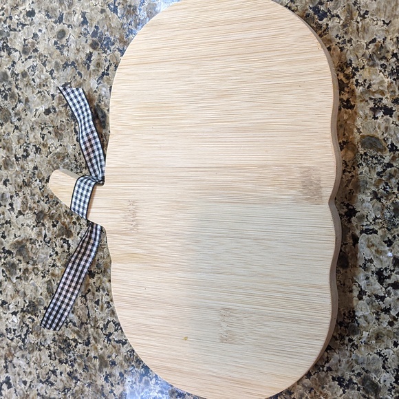 Pumpkin Shaped Wooden Display Serving Cutting Board with Ribbon - Picture 3 of 3